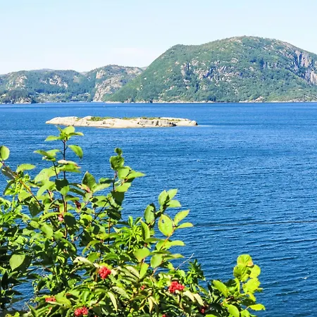 Aptafjorden By Interhome Feriehus Farsund