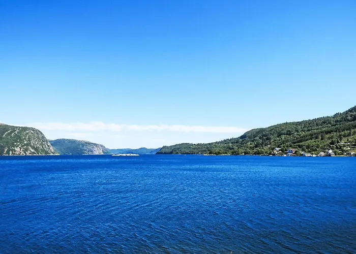 Dom wakacyjny Aptafjorden By Interhome Farsund